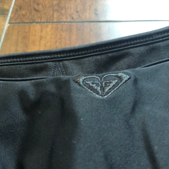 Flowy Roxy Bikini - Picture 3 of 4